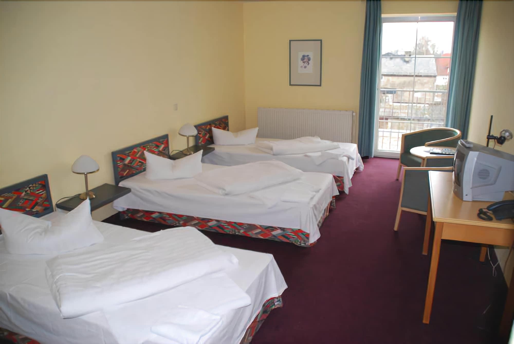 Hotel Lindenberger Hof Ahrensfelde Eksteriør bilde